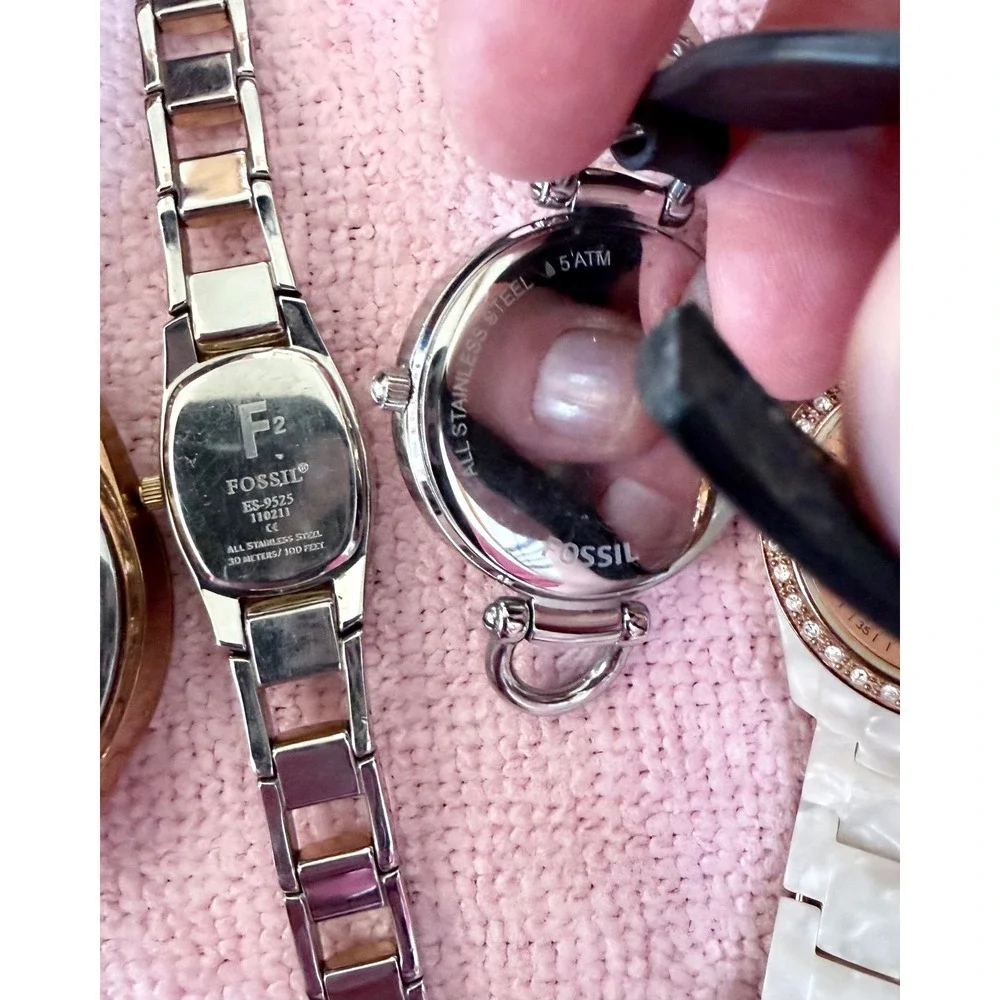 Lot 8 Working Watches 6 Fossil 2 Relic Quartz Ladies Mens Mixed Styles